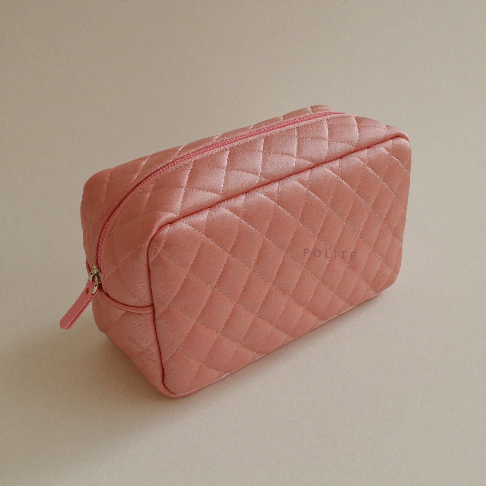 Polite Beauty Bag quilted pouch